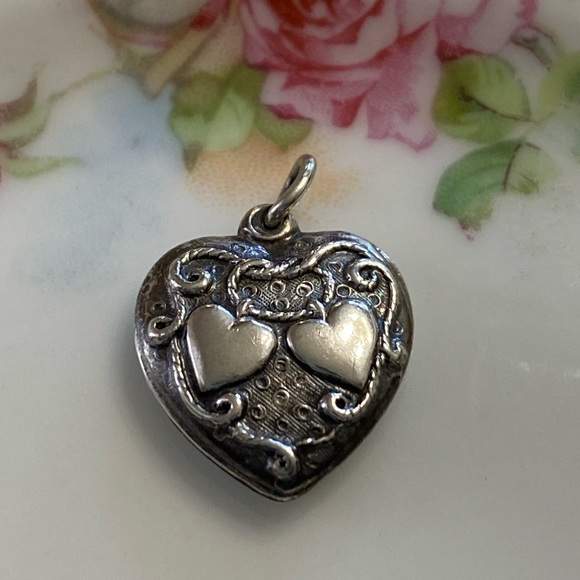 VTG Sterling Walter Lampl Double Heart Puffy Heart Charm - Picture 1 of 5